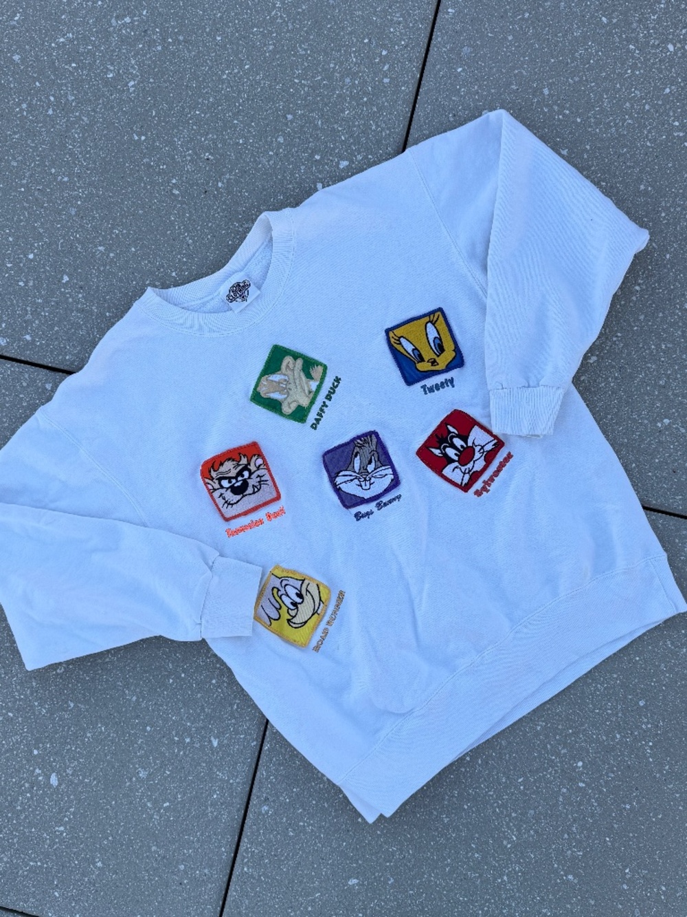 Vintage 90s Looney Tunes Crewneck Sweater Medium Acme Clothing Warner Bros